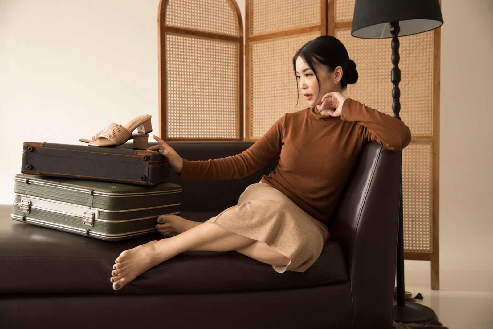 Model sepatu heels tidak hanya memberikan penampilan yang elegan, tetapi juga dapat meningkatkan rasa percaya diri.