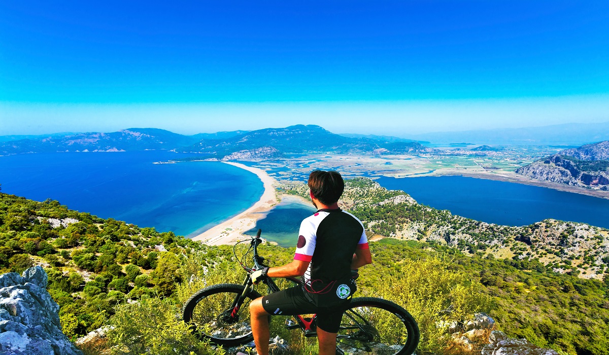 Pantai Iztuzu, salah satu destinasi wisata di Turki