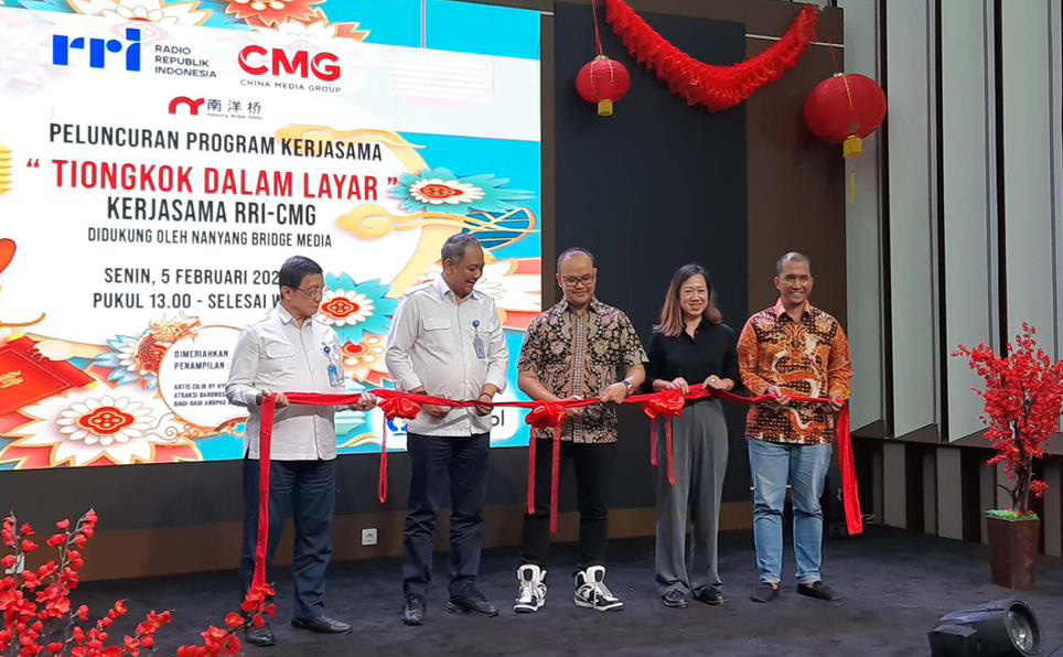 RRI dan China Media Group (CMG) melalui Nanyang Bridge Media meluncurkan program kerja sama ‘Tiongkok dalam Layar’. 