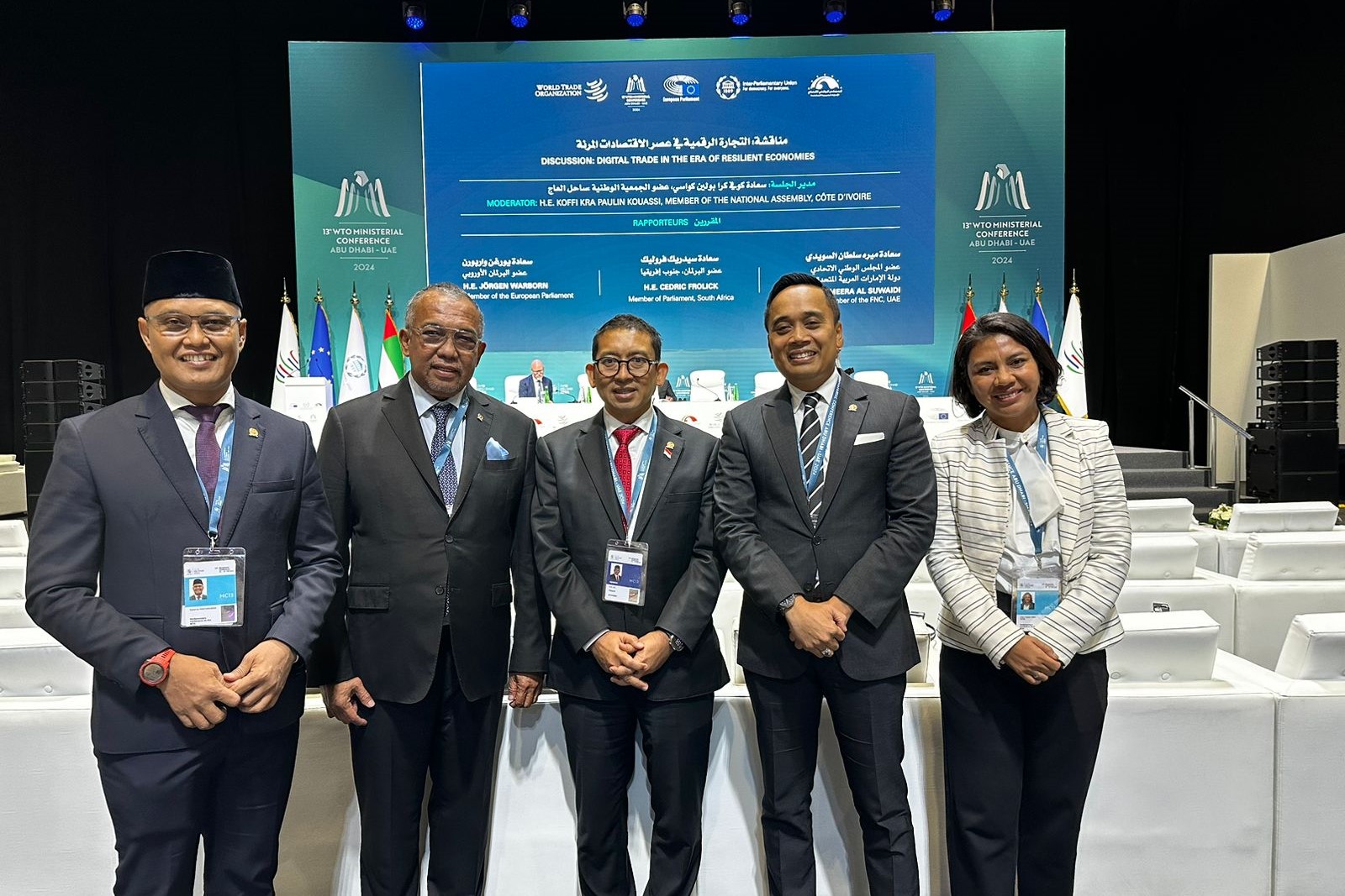Ketua BKSAP DPR RI Fadli Zon dalam foto bersama di sela-sela Konferensi Parlemen di WTO (PC WTO) di Abu Dhabi, Uni Emirat Arab.