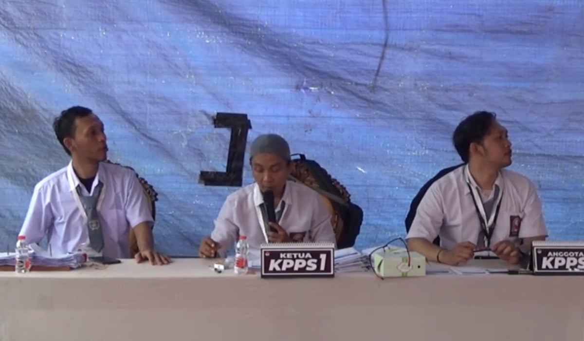 Petugas KPPS TPS 31, Kebagusan, Kecamatan Jagakarsa, Jakarta Selatan.