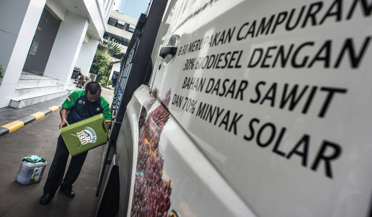 Uji jalan kendaraan berbahan bakar campuran biodiesel 30 persen pada bahan bakar solar atau B30 oleh Kementerian ESDM.