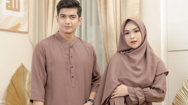 Teuku Ryan dan Ria Ricis telah menikah selama dua tahun dan memiliki seorang anak.
