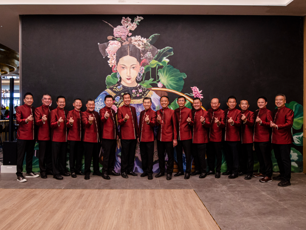 Jajaran pemilik Restoran Grand The Leaf PIK 2.