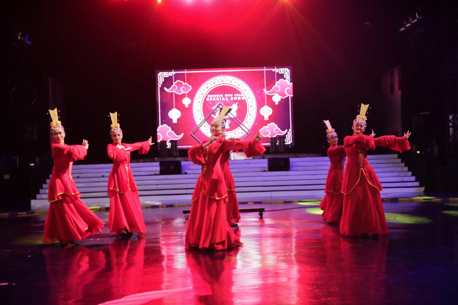 Makin Hepi di Bulan Hoki Bersama Trans Studio Bandung