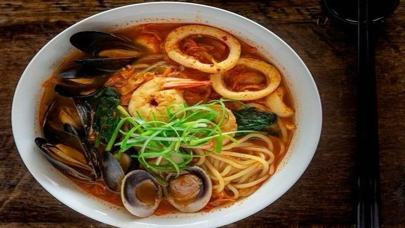 Makanan khas Korea Jjampong