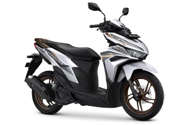 Salah satu produk unggulan teknologi sepeda motor yang mencerminkan kemajuan adalah Honda Vario 125 terbaru.