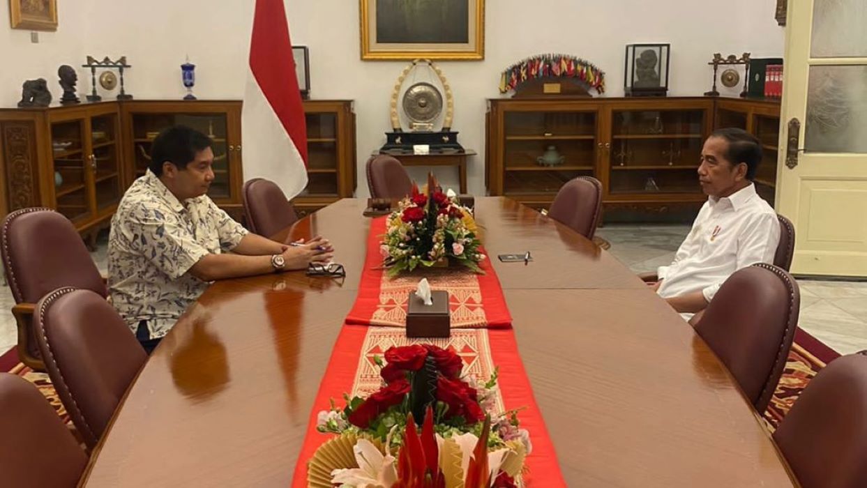 Pertemuan Maruarar Sirait dengan Presiden Jokowi Widodo pada 15 Januari 2024, saat menyatakan keluar dari PDIP.