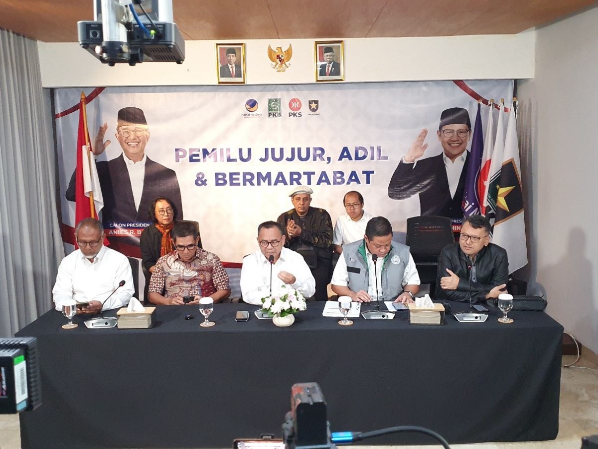 Konpers Timnas Amin terkait dugaan pelanggaran pemilu.