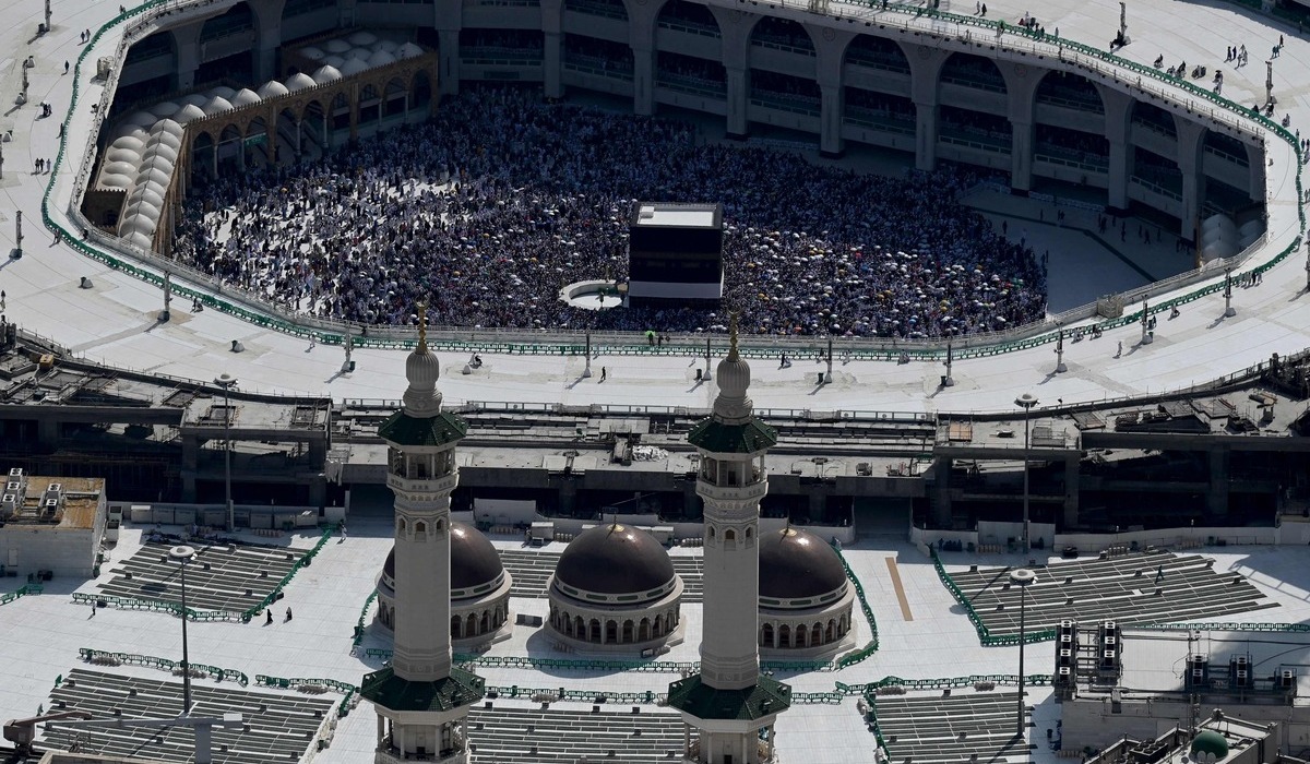 Ilustrasi: Jemaah haji mengitari ka'bah di Mekah, Arab Saudi.