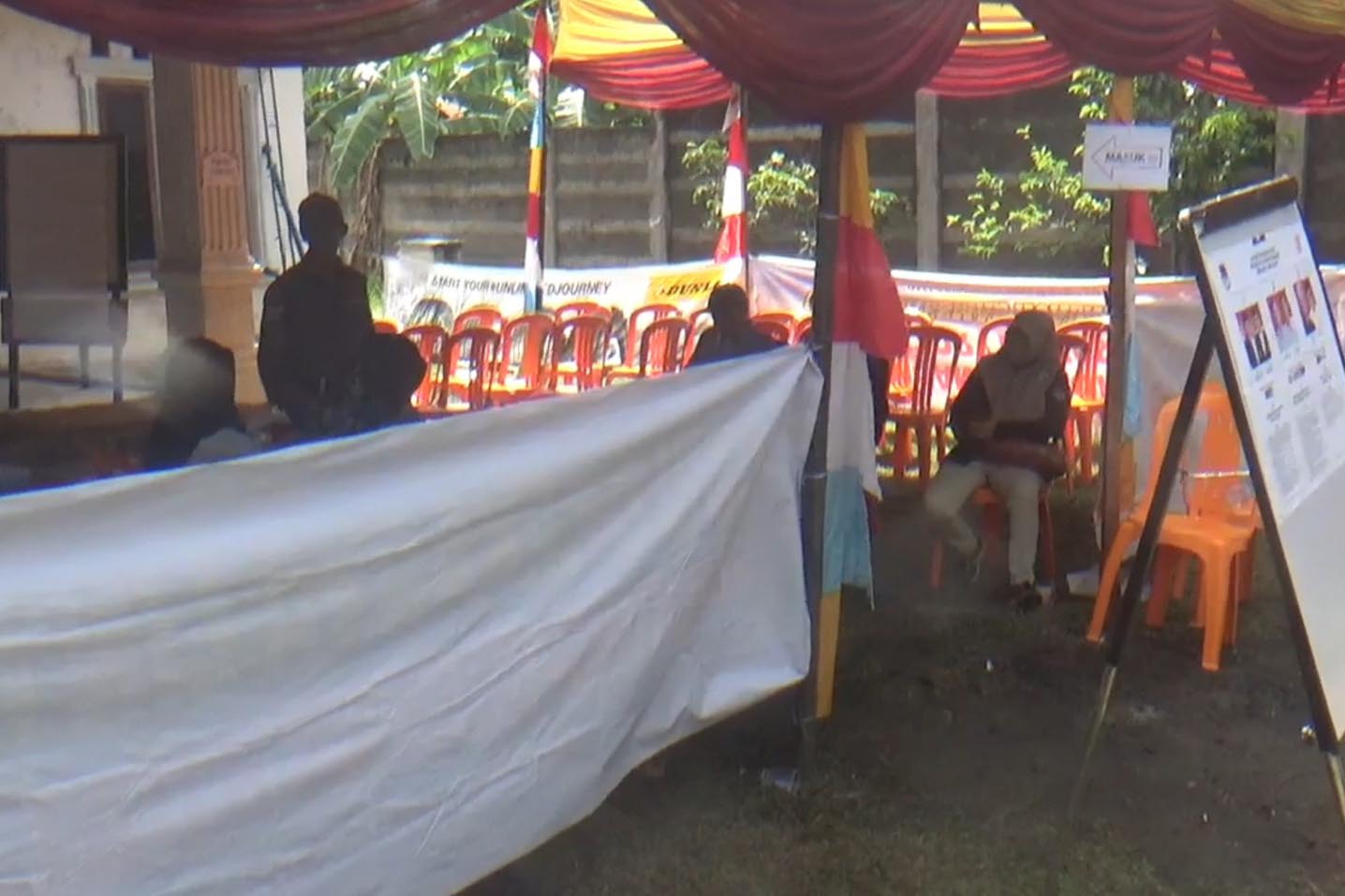 TPS 16 di Jalan Gedang, Kecamatan Gading Cempaka, Bengkulu sepi pemilih saat PSU digelar pada Kamis (22/2).