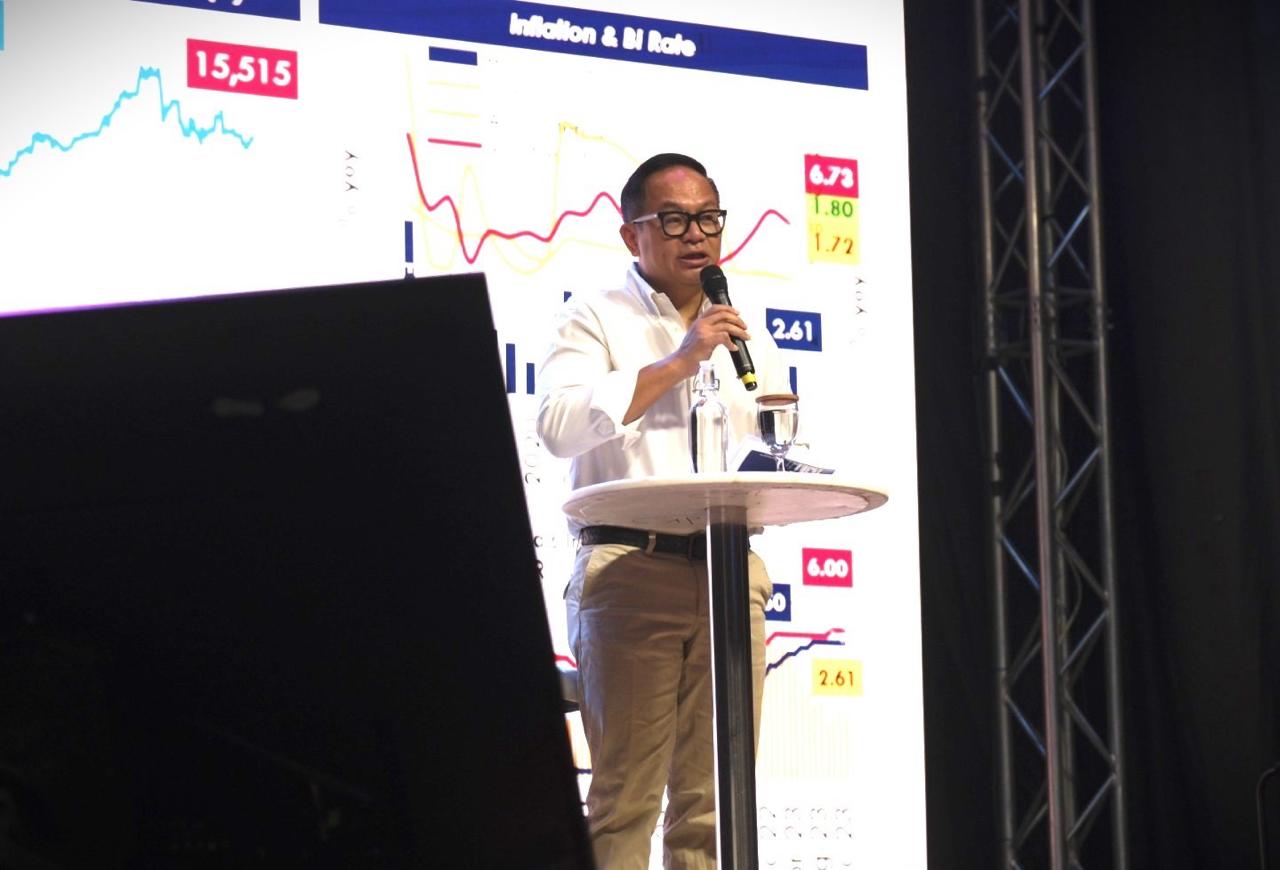 Wakil Menteri BUMN Kartika Wirjoatmodjo dalam rapat pimpinan Peruri.