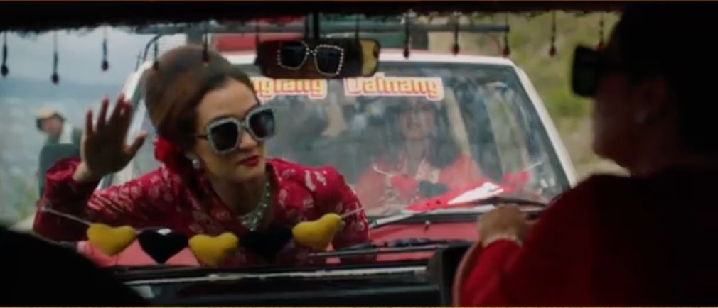 Salah satu cuplikan di film Tulang Belulang Tulang