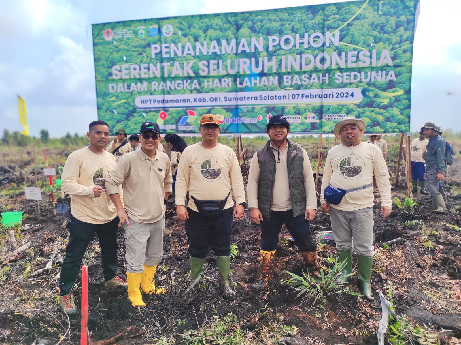 Penanaman pohon di Hutan Produksi Terbatas (HPT) Pedamaran, Sumatera Selatan
