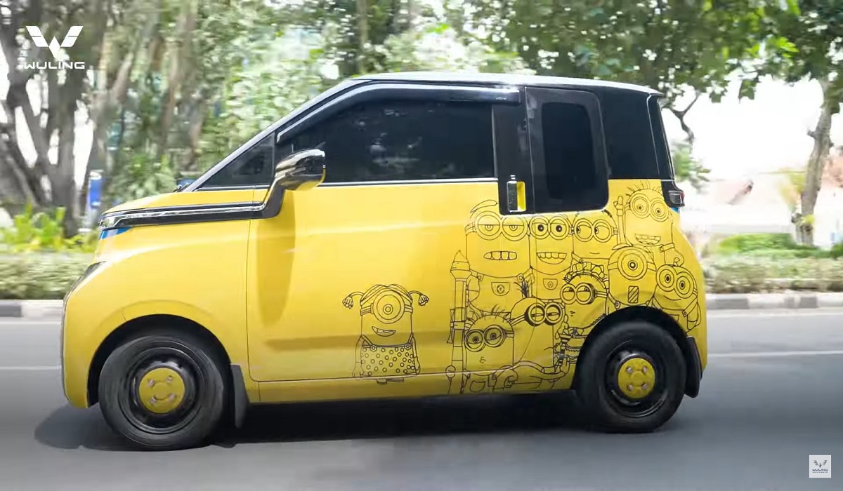 Mobil Wuling Air ev yang dikendarai Rony dan Lily untuk touring Surabaya-Sabang-Surabaya