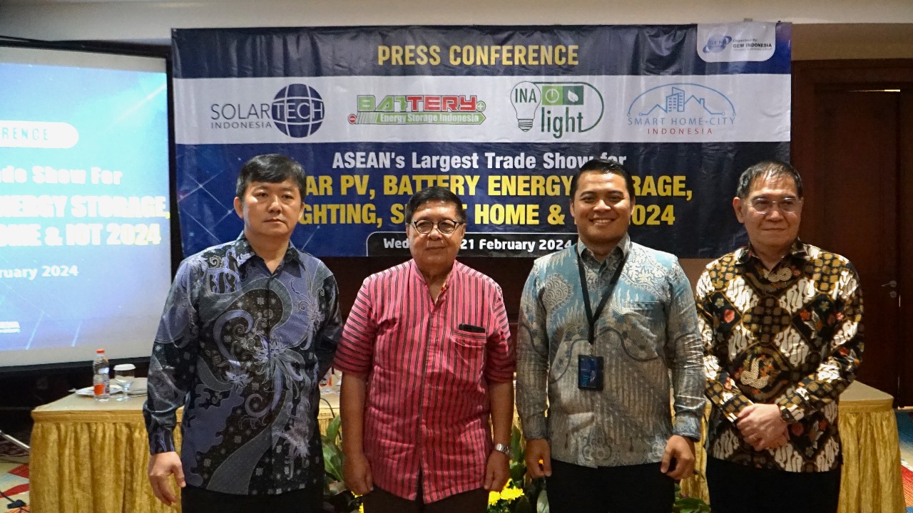 Konferensi pers pameran Solartech, Smart Home+IoT, dan INALIGHT Terbesar Asia Tenggara digelar di Jakarta.