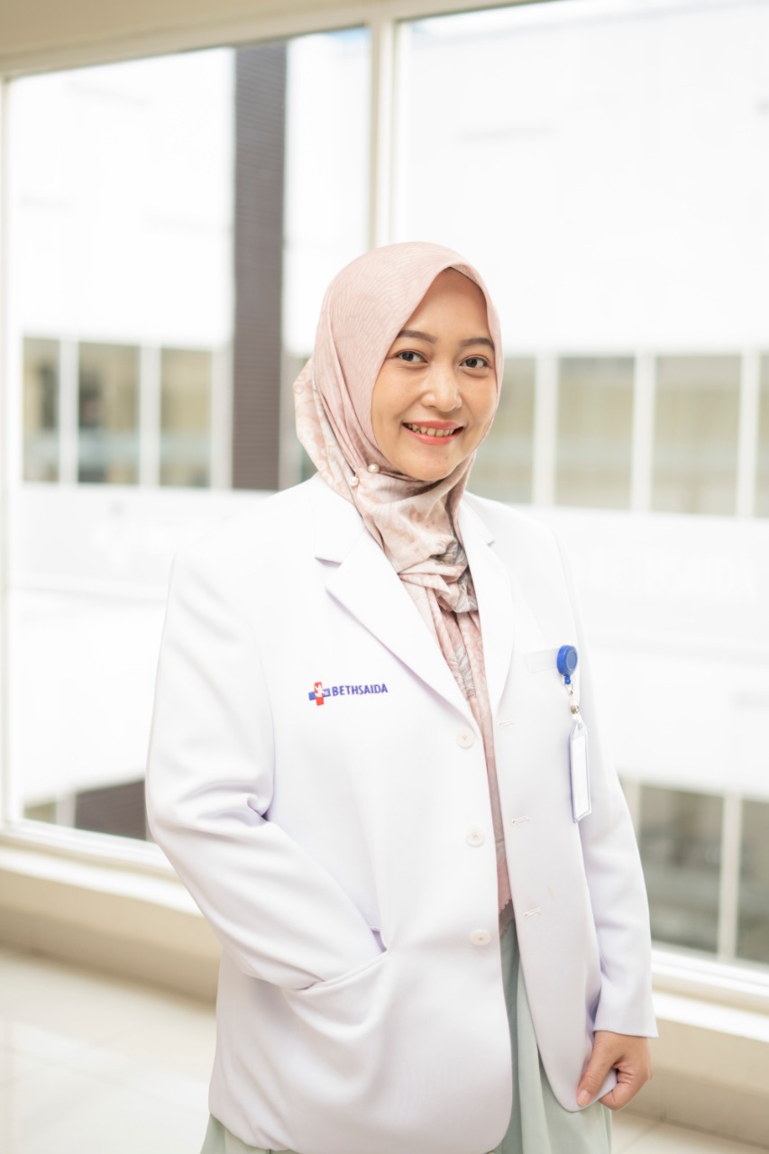 dr. Nurul Hanifa, Sp.Ok (RS EMC Tangerang dan Bethsaida Hospital)