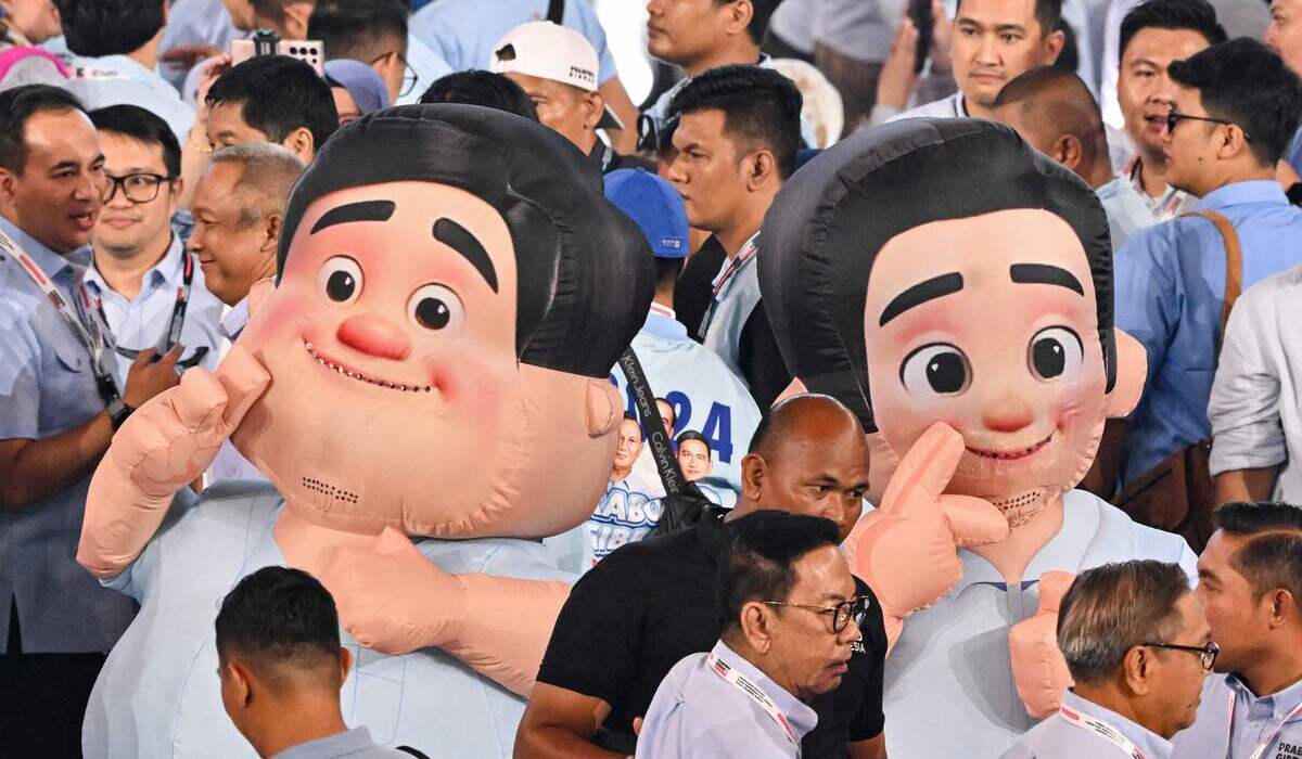 Ilustrasi. Maskot berbentuk pasangan Prabowo-Gibran Rakabuming Raka.