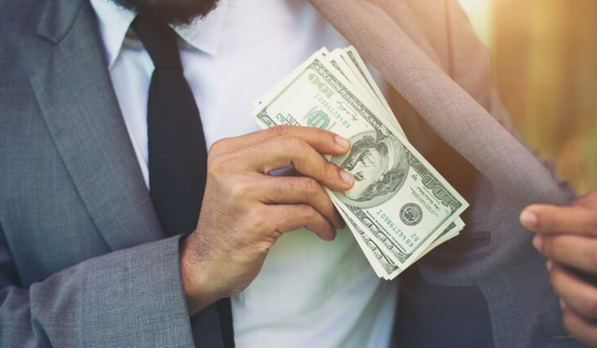 Ilustrasi pelaku politik uang.