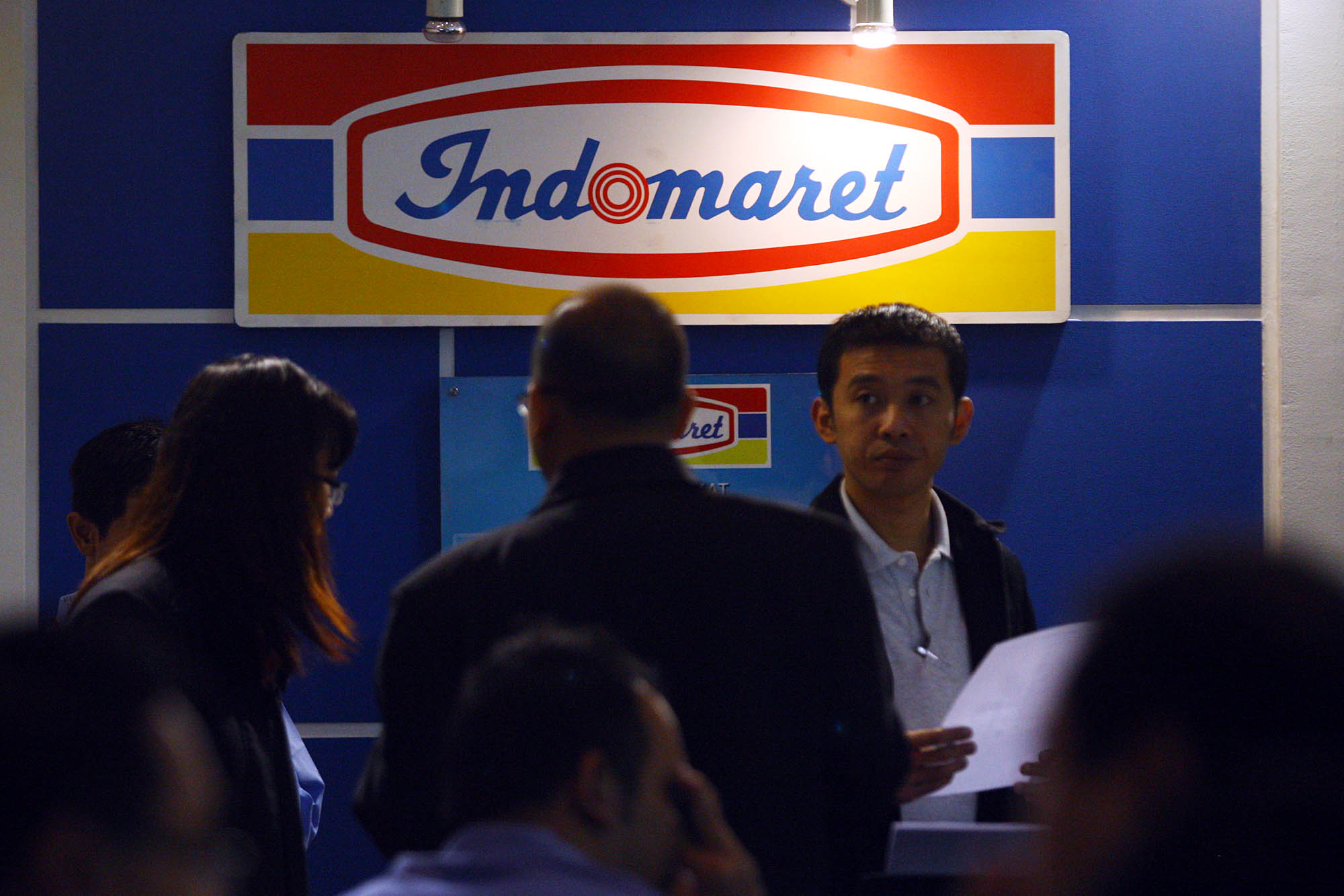 Beras Langka di Minimarket. Apa Solusi Pemerintah dan Apa Kata Warga?  