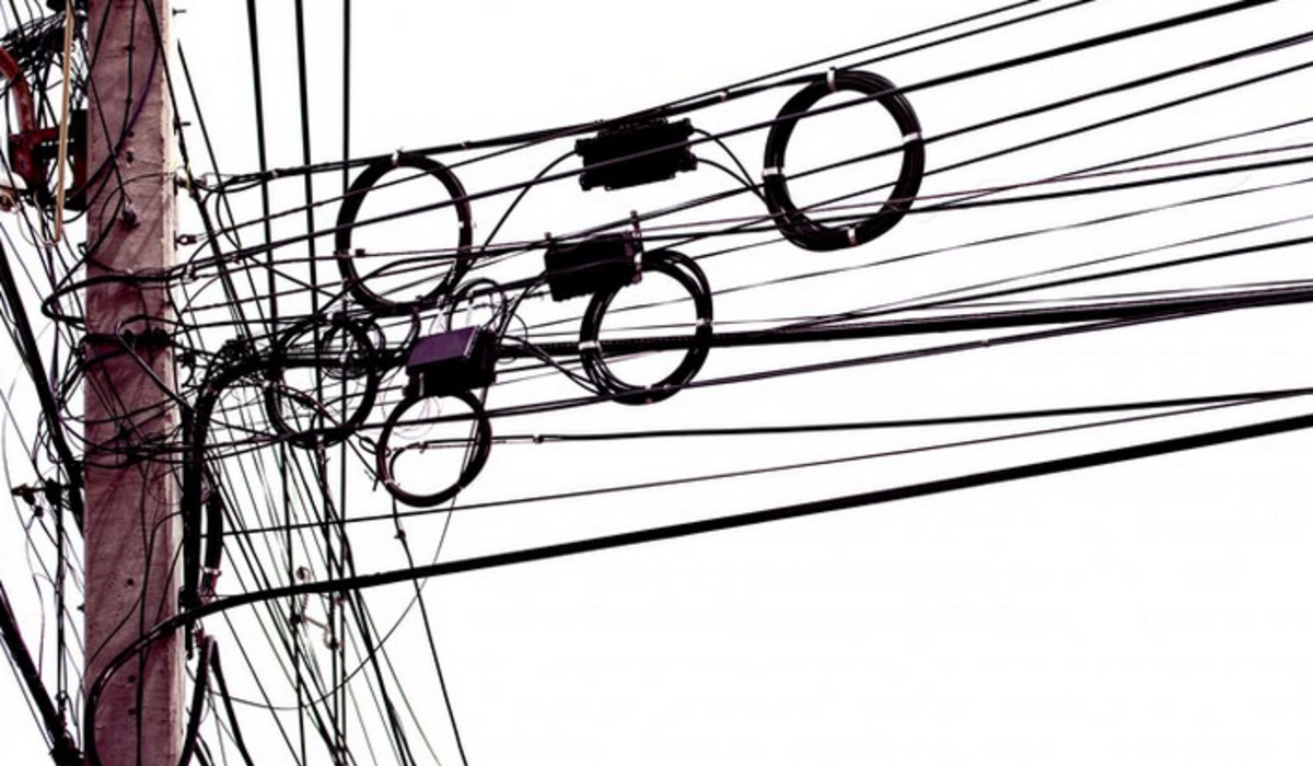 Ilustrasi kabel listrik.