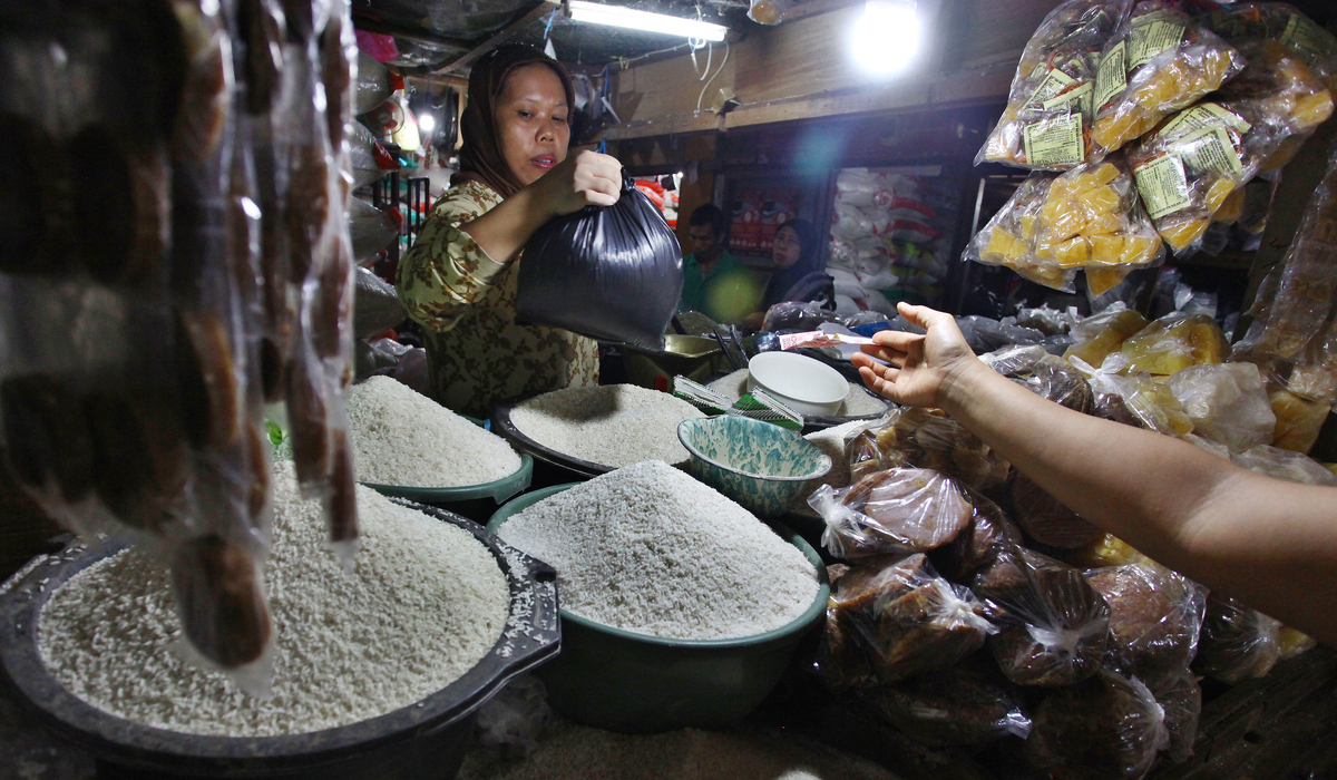 Pedagang Pasar di Yogyakarta Bingung, Harga Beras Mudah Naik dan Stok Berkurang