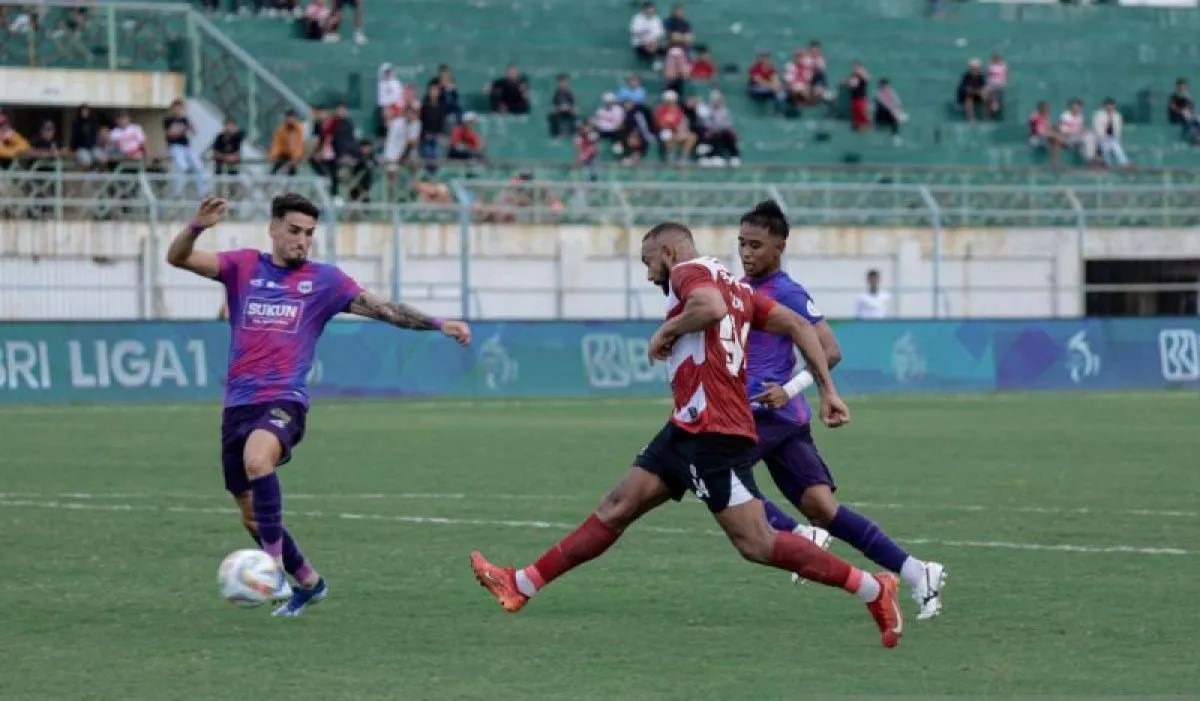 Madura United vs RANS Nusantara FC