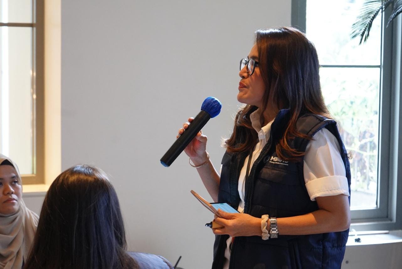 Selly Adriatika, Kepala Divisi Hubungan Institusi Holding Industri Pertambangan,  MIND ID.