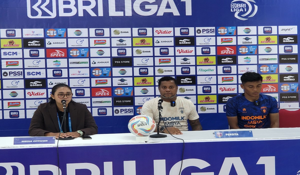 Klub sepak bola Persita Tangerang bersiap menghadapi PSS Sleman di Stadion Manahan Solo dalam Liga 1