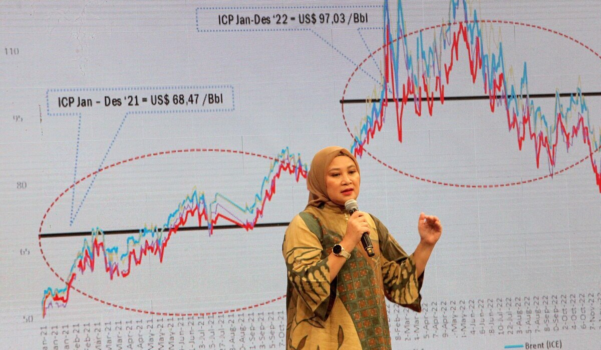 Sekretaris SKK Migas Shinta Damayanti menyampaikan paparan dalam Kuliah Umum di Grand Studio Metro TV, Kedoya, Jakarta.