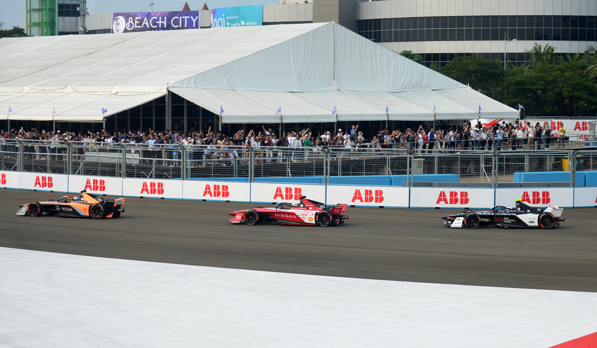Balapan Formula E 2023 Jakarta seri ke-10 di Jakarta tahun 2023.