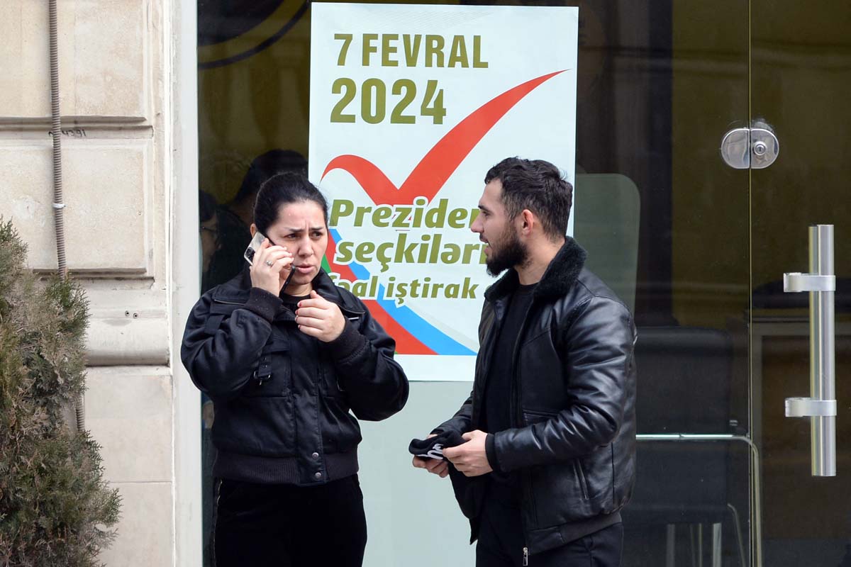 Pemimpin Kuat Azerbaijan Menuju Pemilihan Mudah setelah Perang Karabakh