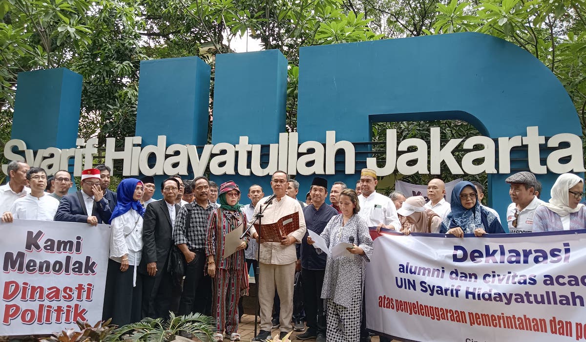 guru besar, akademisi, dan alumni UIN Syarif Hidayatullah Ciputat mengumumkan Seruan Ciputat.