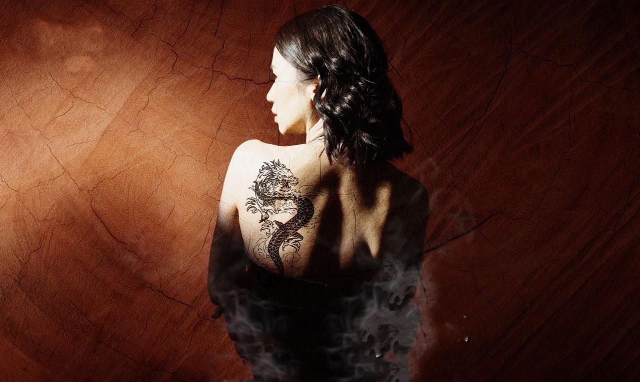 Terinspirasi oleh Tahun Baru Imlek yang bershio “Naga Kayu”, HINT meluncurkan parfum terbarunya, Dragon Eu de Parfum, 