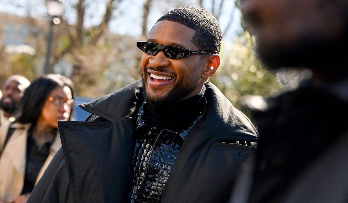 Penyanyi Usher di Georgia, 14 Februari 2024.