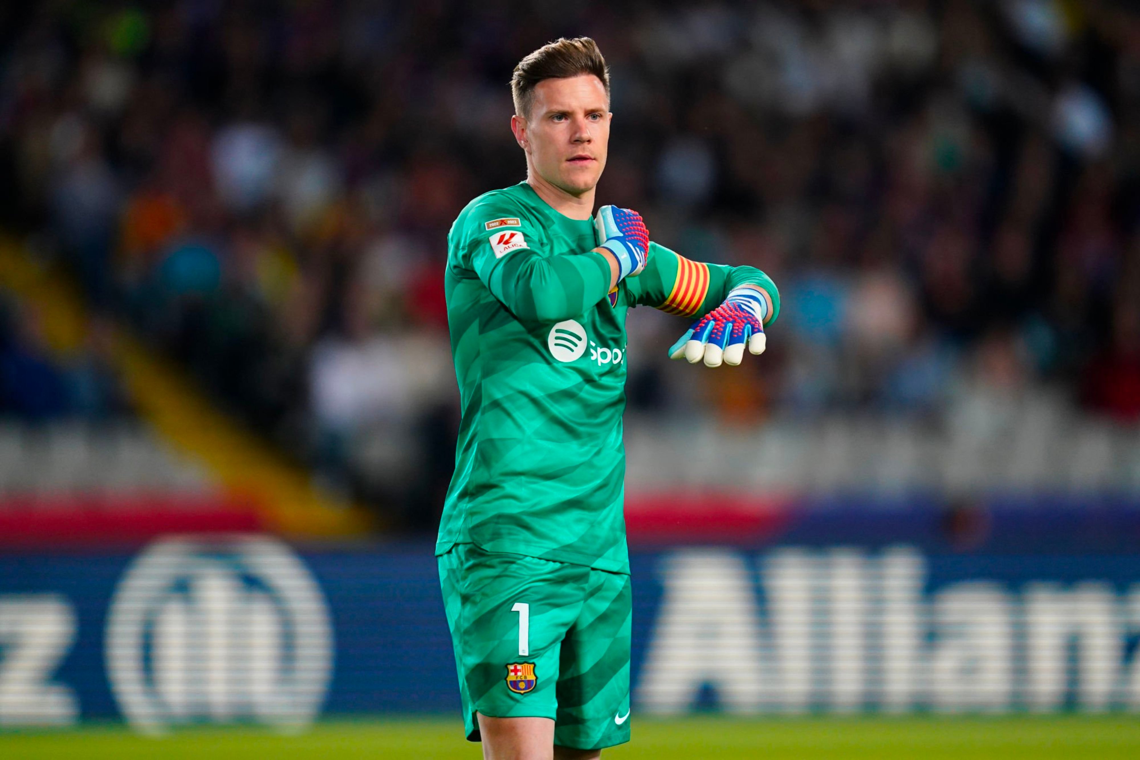 Kiper utama FC Barcelona, Marc-Andre Ter Stegen sudah pulih dari cedera dan sudah mulai ikut latihan bersama rkan timnya, kiper Timnas Jerma