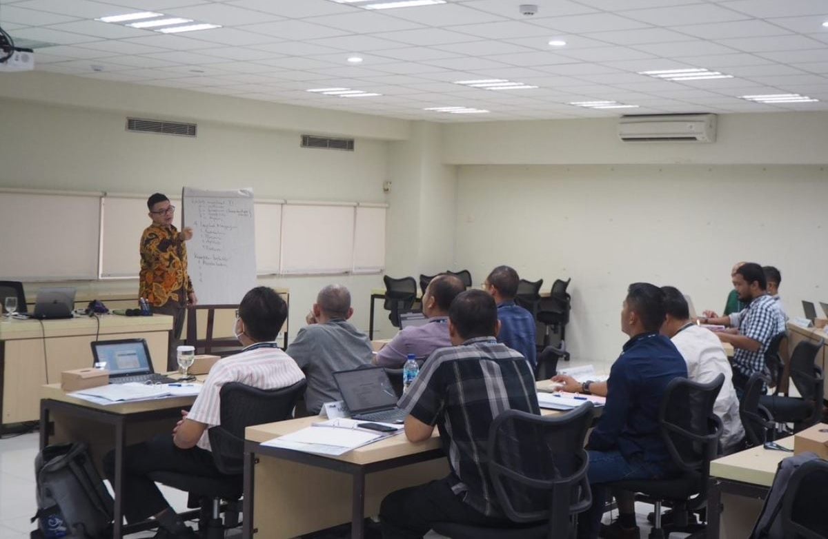 PPM Manajemen melalui Executive Development Program (EDP) meluncurkan program unggulan terbaru Financial Modeling for Feasibility Study.