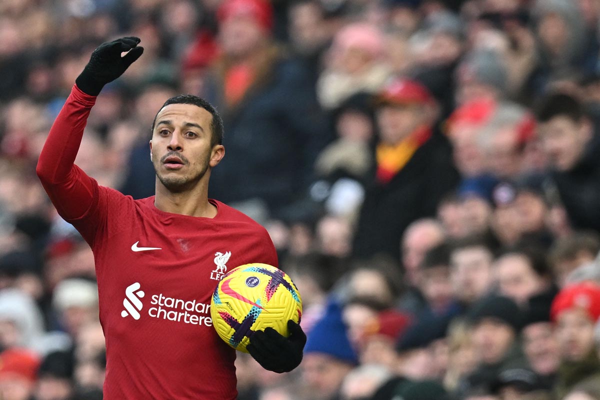 Gelandang Liverpool Thiago Alcantara mengalami cedera baru, karena masalah otot setelah Liverpool kalah 1-3 di kandang Arsenal akhir pekan l