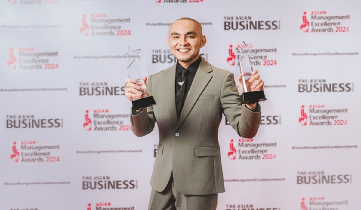 Dua penghargaan yang diterima Indosat Ooredoo Hutchison di ajang Asian Management Excellence Awards