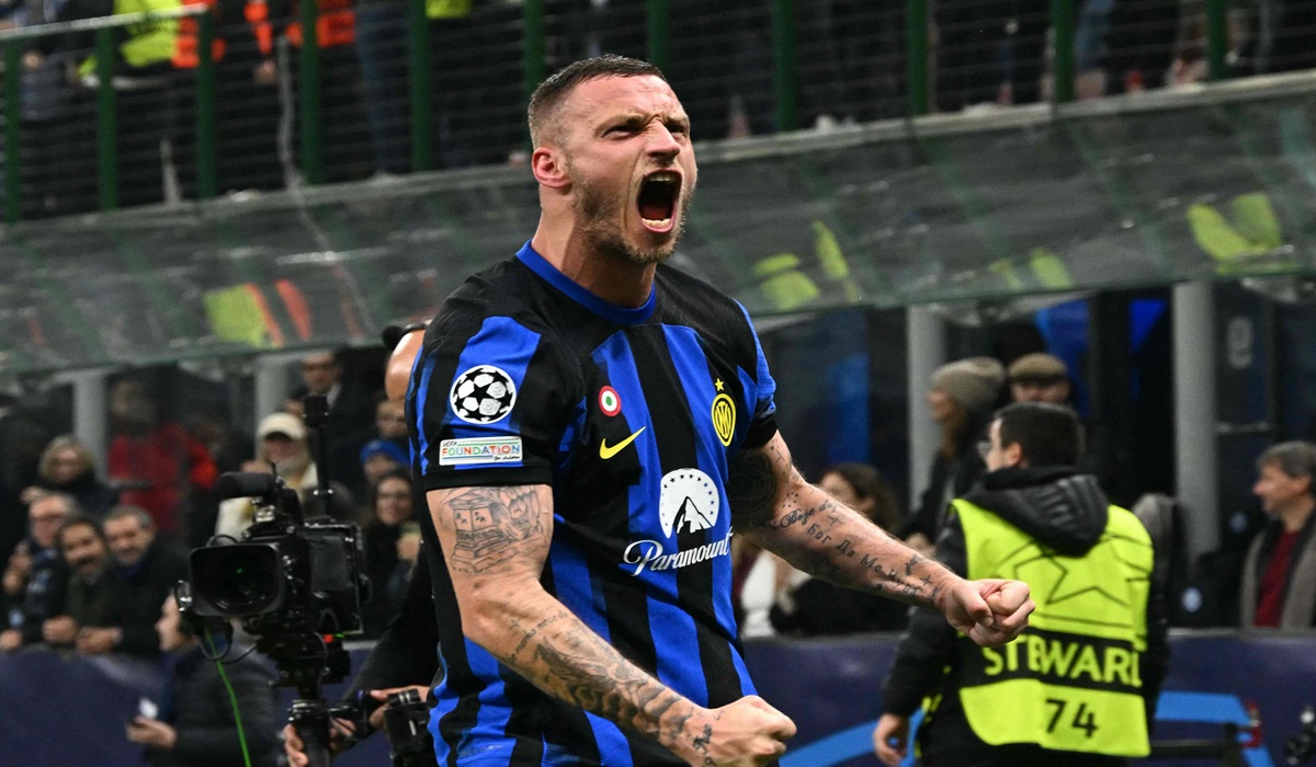 Penyerang Inter Milan Marko Arnautovic melakukan selebrasi usai mencetak gol ke gawang Atletico Madrid di laga Liga Champions.