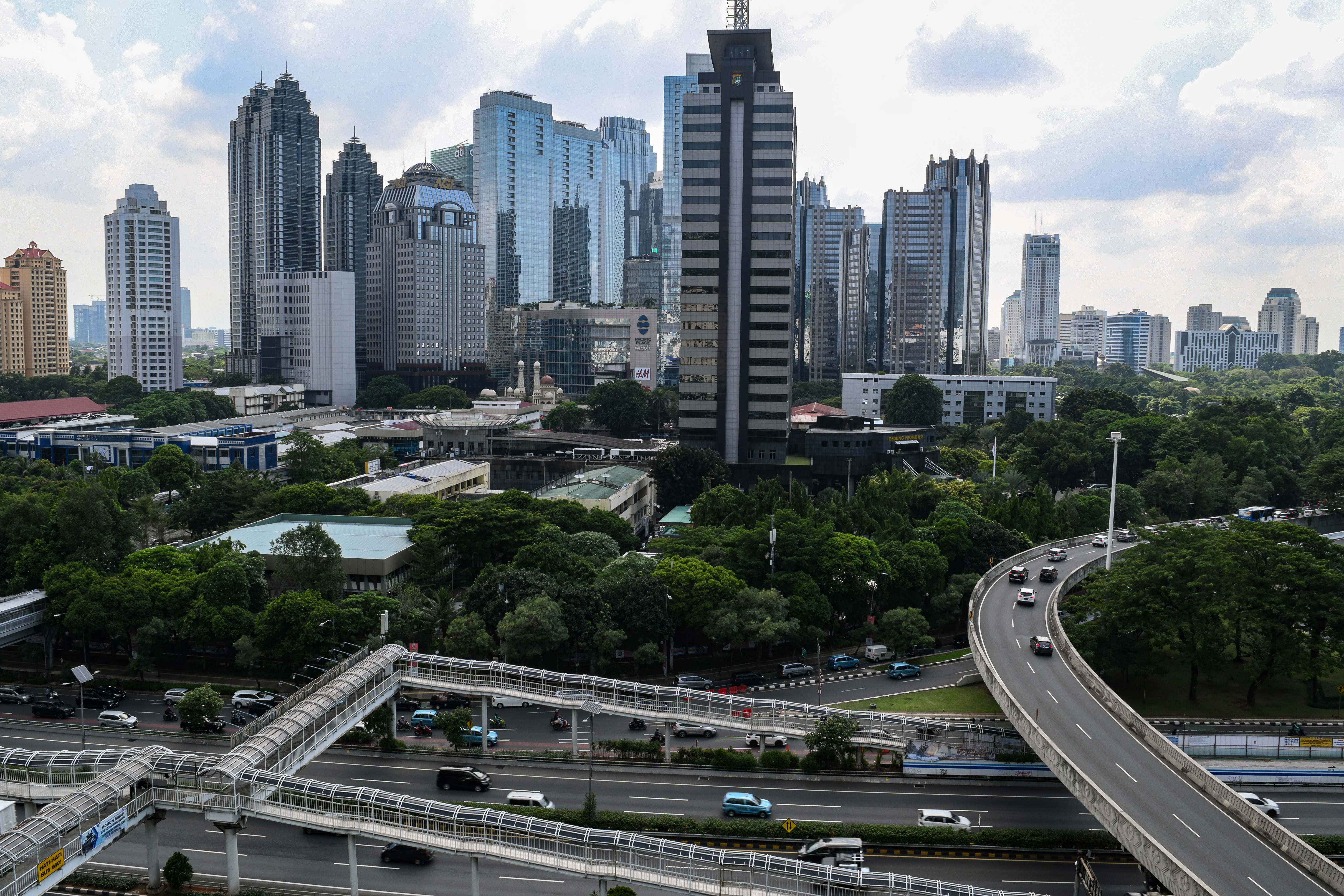 Ekonomi Indonesia 2024 Berpotensi Tumbuh Hingga 5%