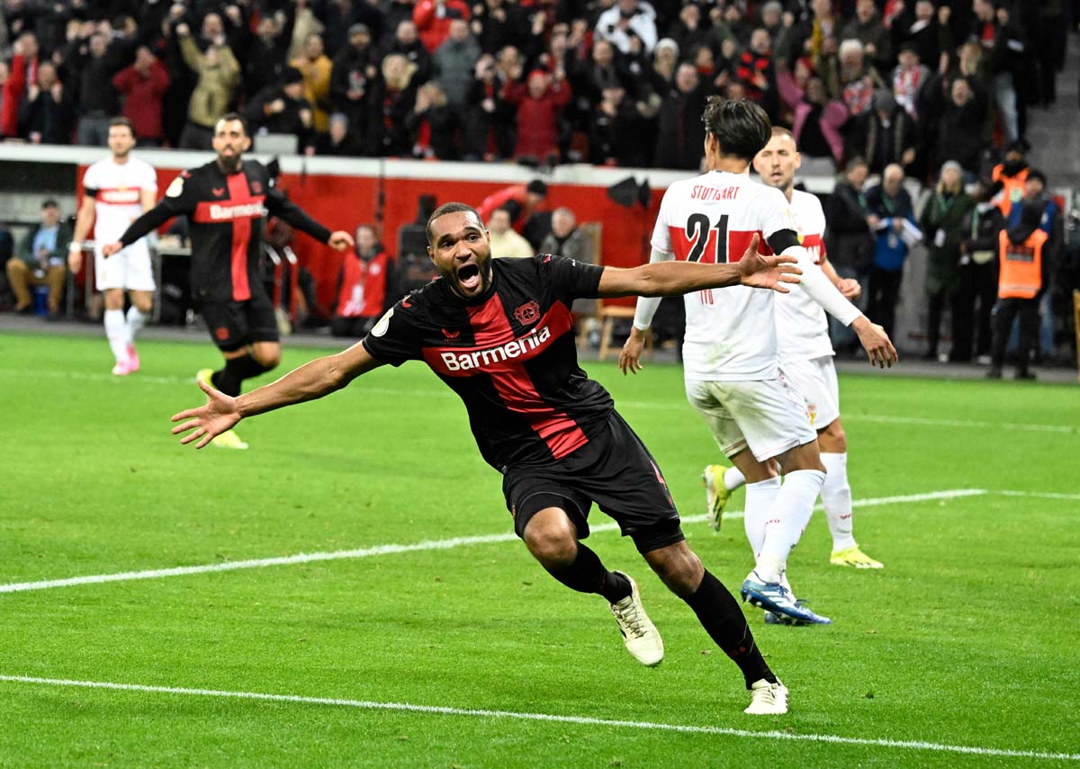 Gol Jonathan Tah membawa Bayer Leverkusen melaju ke semifinal Bundesliga dengan kemenangan 3-2 di Stuttgart