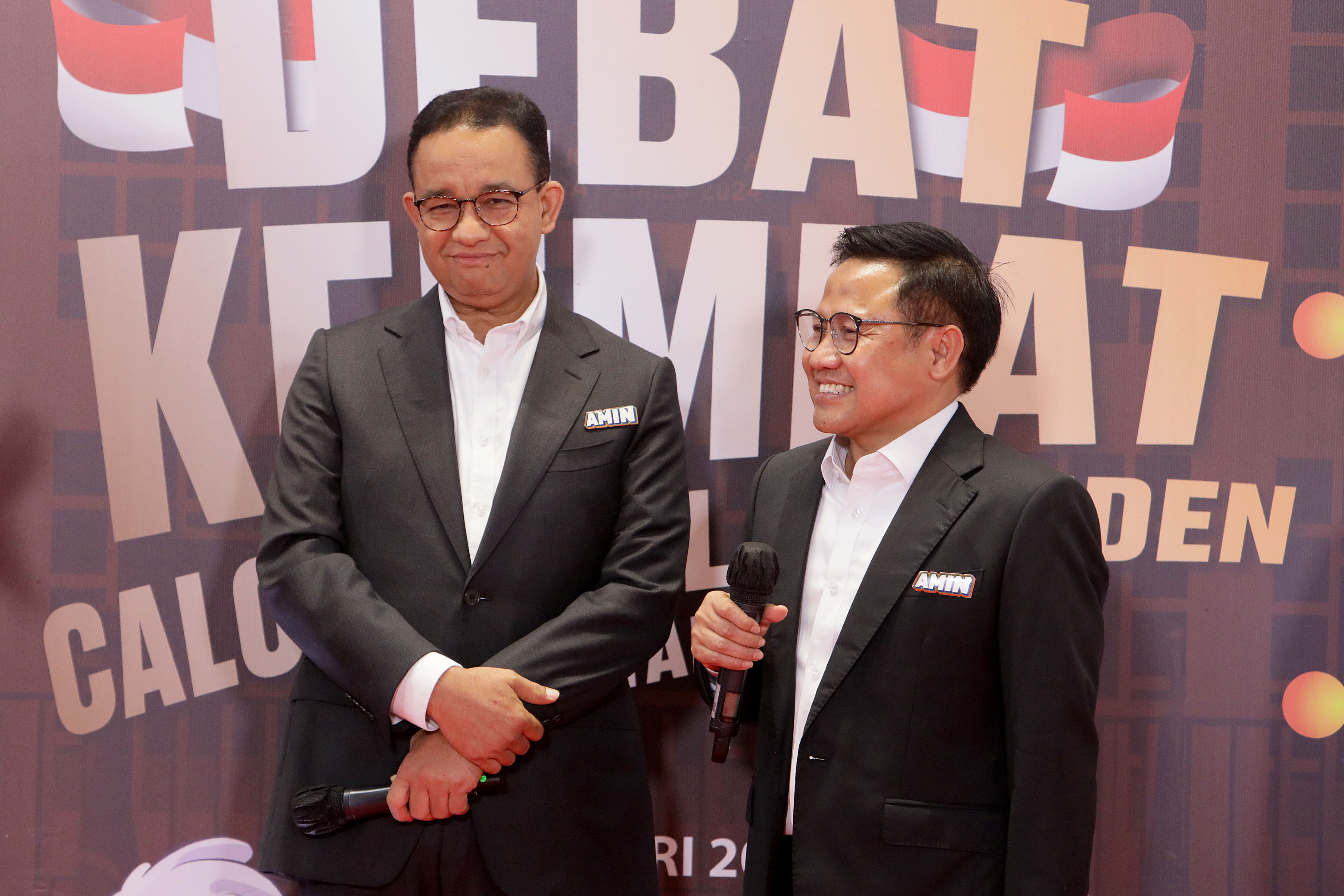 Anies Baswedan (kiri) dan Muhaimin Iskandar.