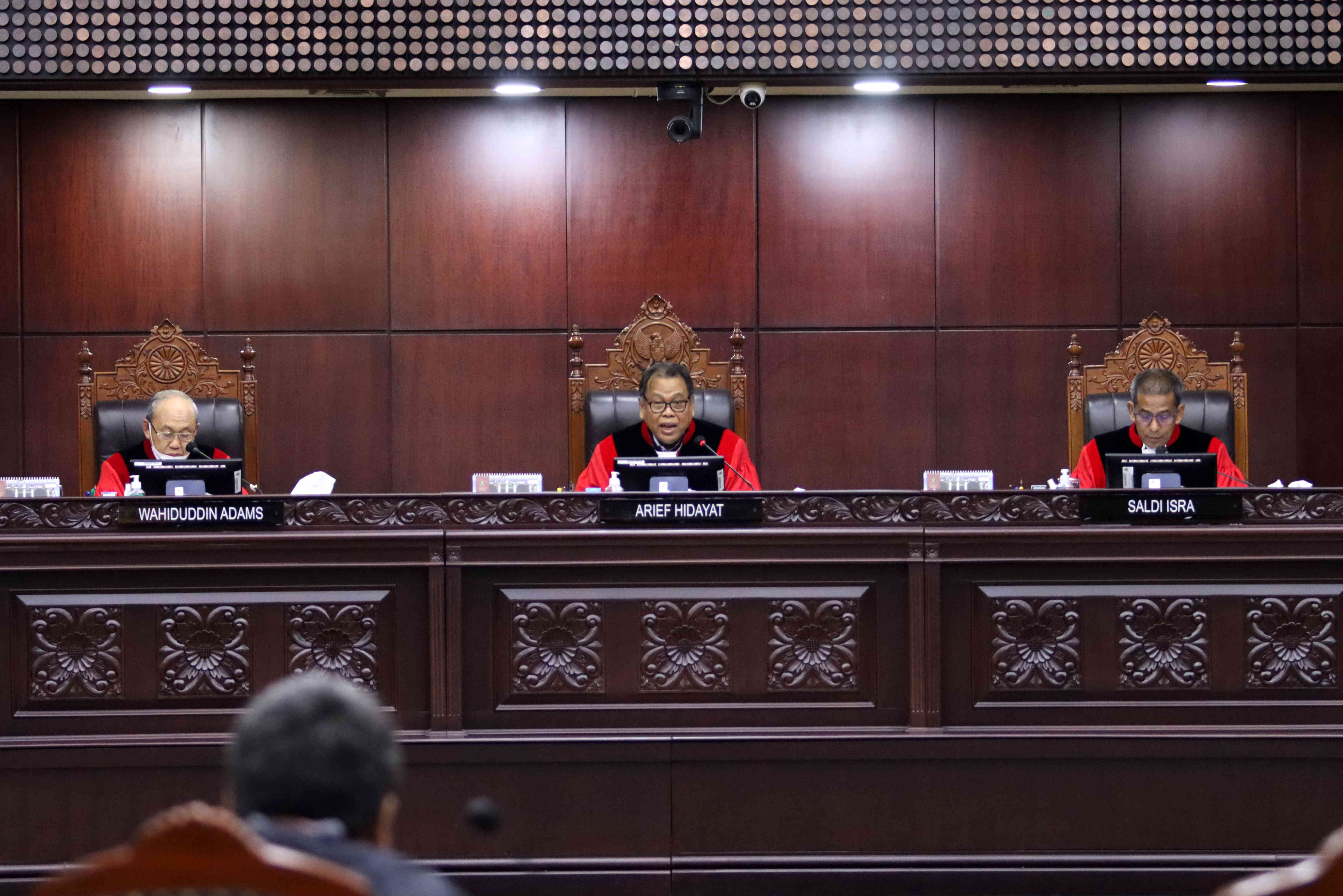 SIDANG : Persidangan uji materiil UU Nomor 33 Tahun 2014 tentang Jaminan Produk Halal dan PP Pengganti UU Nomor 2 Tahun 2022 tentang Cipker.