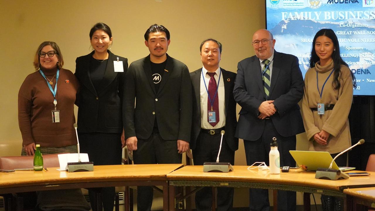 EVP Group Modena, Michael Jizhar, mempromosikan keberlanjutan dalam industri yang berjudul “Sustaining Legacies: The Modena Journey”.