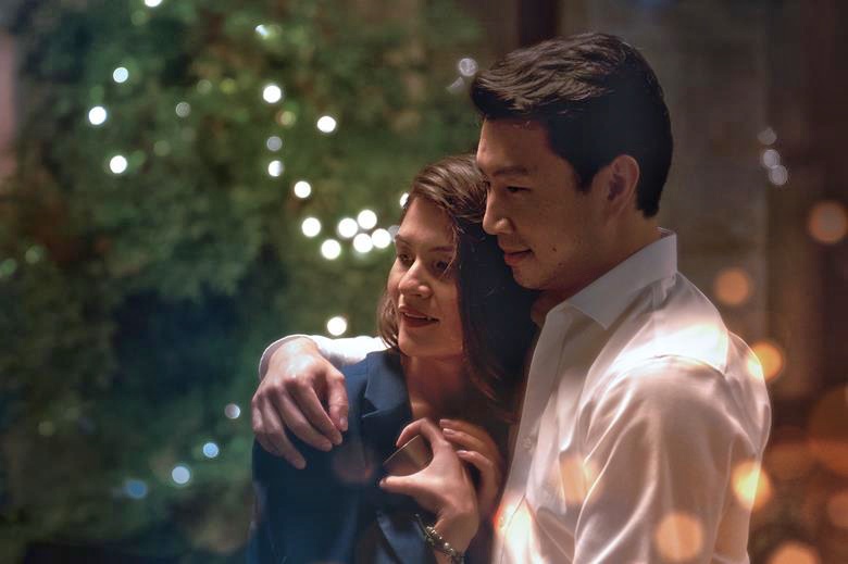 Adegan dalam film komedi romantis One True Loves. 