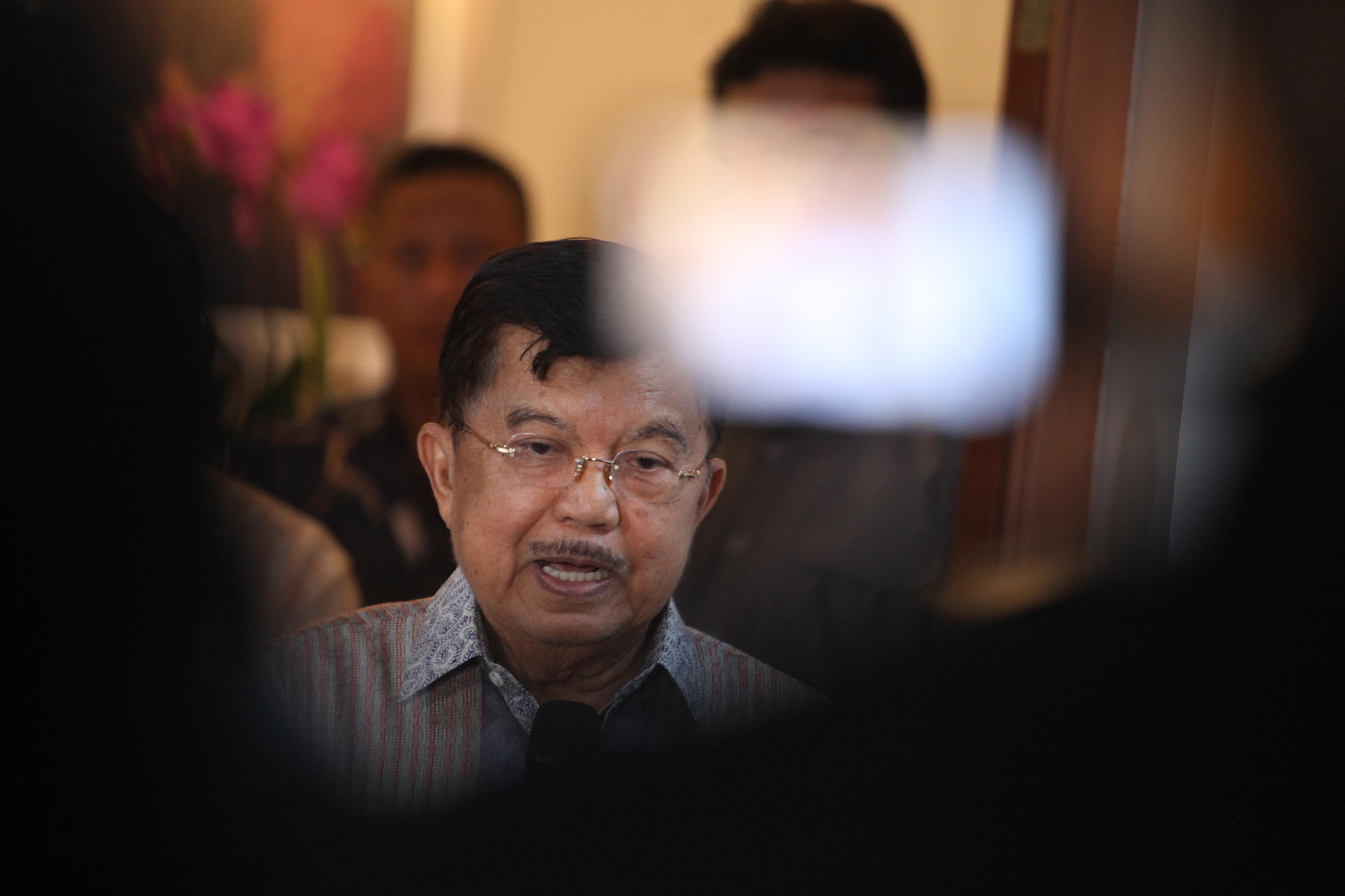 Jusuf Kalla berharap Indonesia memiliki pemimpin yang mau membuka telinga pada kritik.