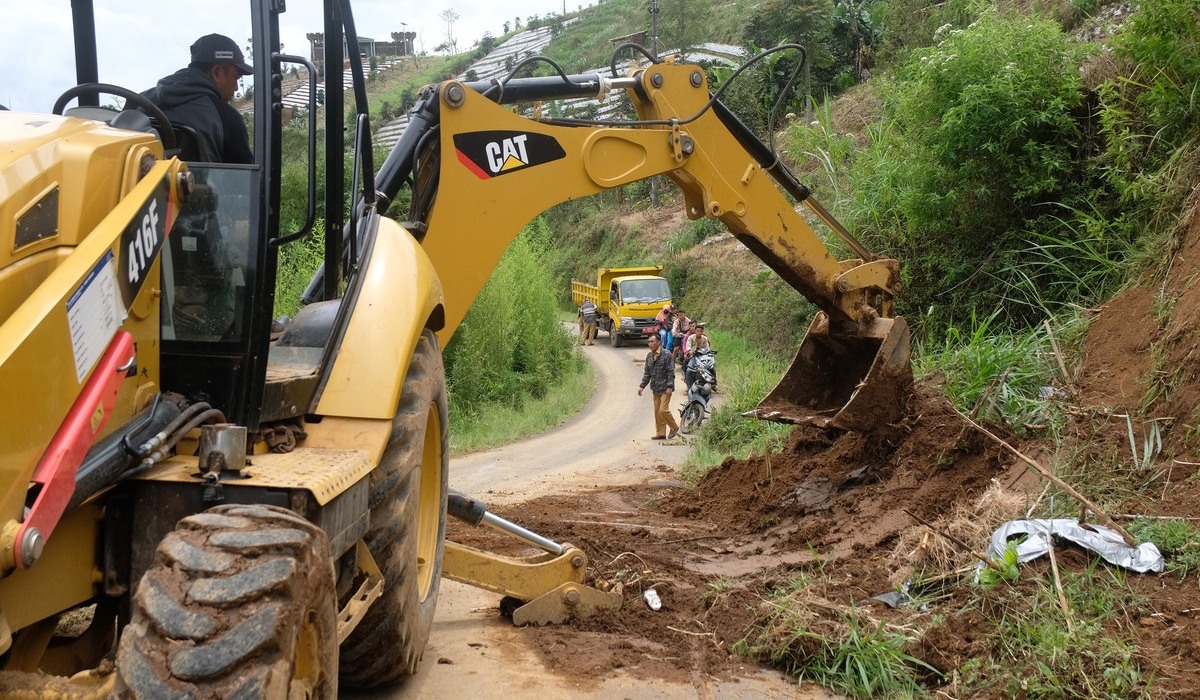 Ilustrasi tanah longsor di kawasan wisata Dieng, Wonosobo.