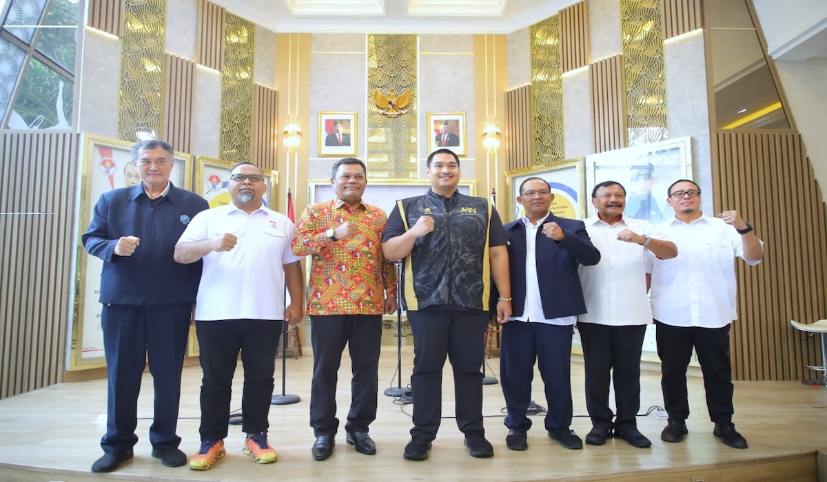 Penandatangan kerja sama Kemenpora dengan cabang olahraga dalam bantuan dana menuju Olimpiade Paris 2024
