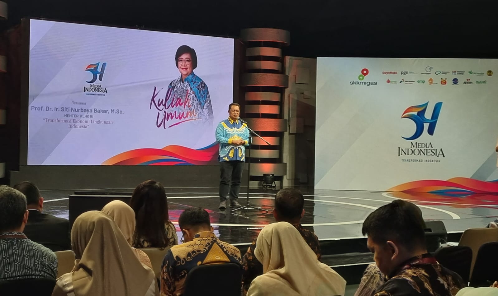 Pentingnya transformasi ekonomi lingkungan di Indonesia menjadi fokus dalam kuliah umum yang dihadiri Menteri KLHK Siti Nurbaya